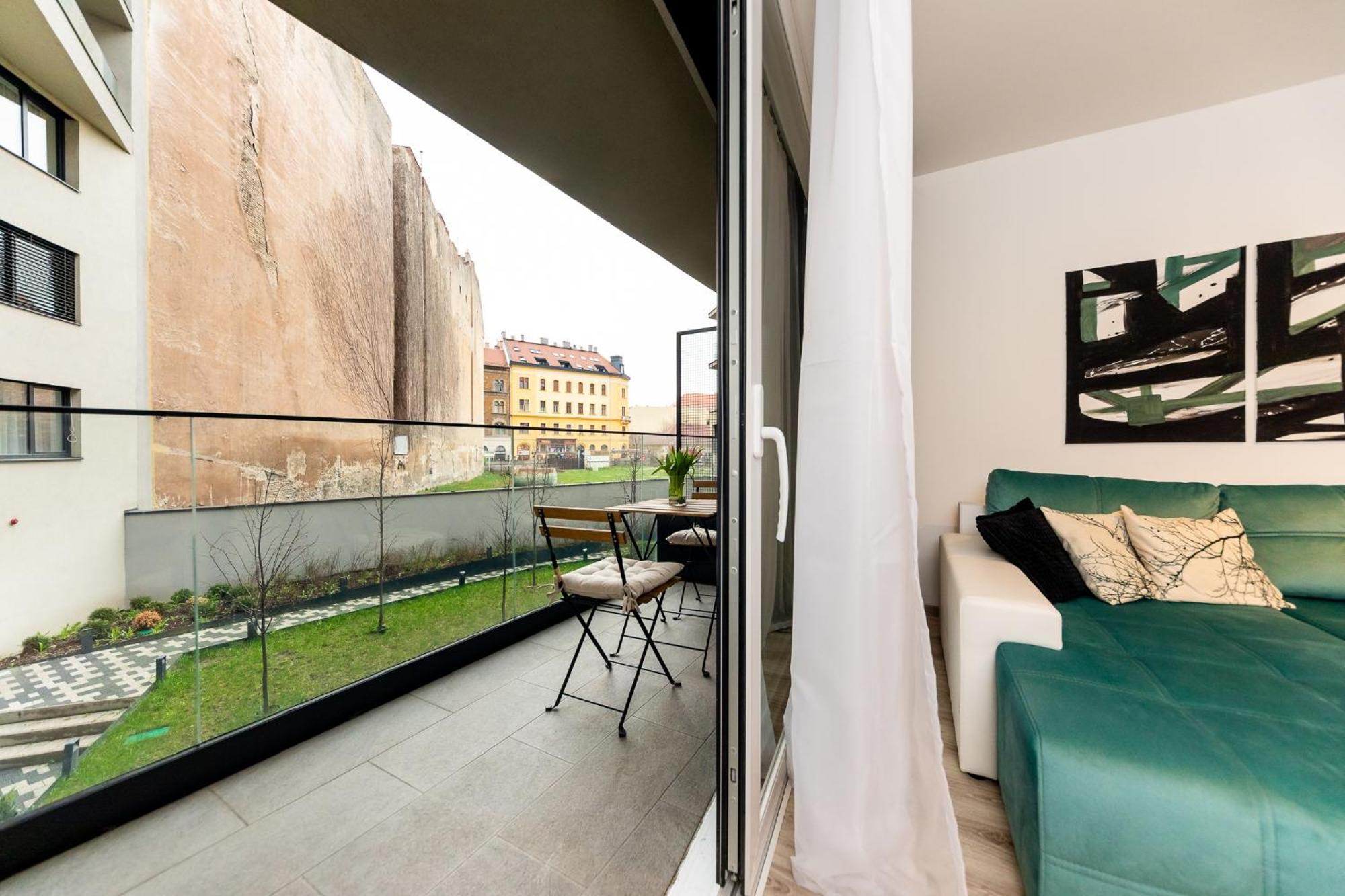 Apartment Erkel 18 *